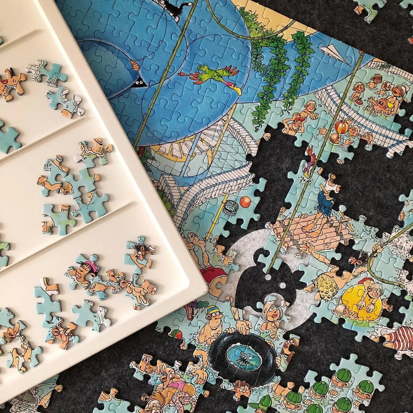 Adjustable Rotating Puzzle Board with Storage Drawers and Protective Cover – Portable Jigsaw Work Surface